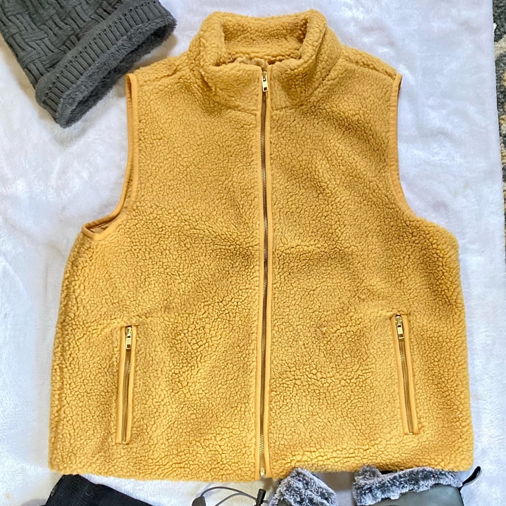 NWT J Crew Teddy Bear Fleece Vest XL